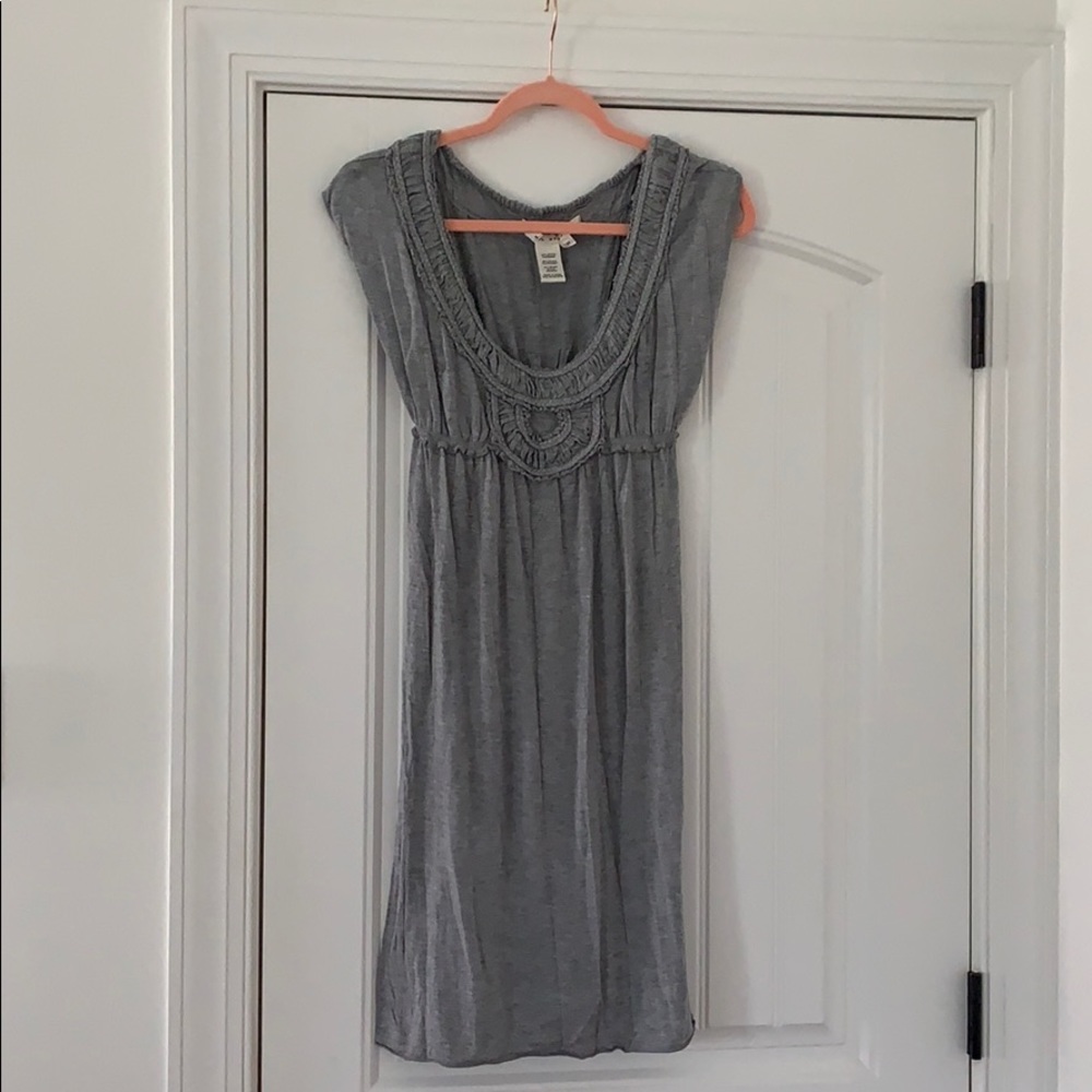 Super flattering Max Studio Rayon Dress